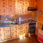 Valeria Apartman *